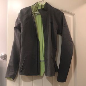 REVERSIBLE The North Face Running Jacket